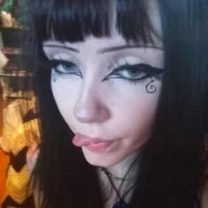 Meet your Posher, Ella